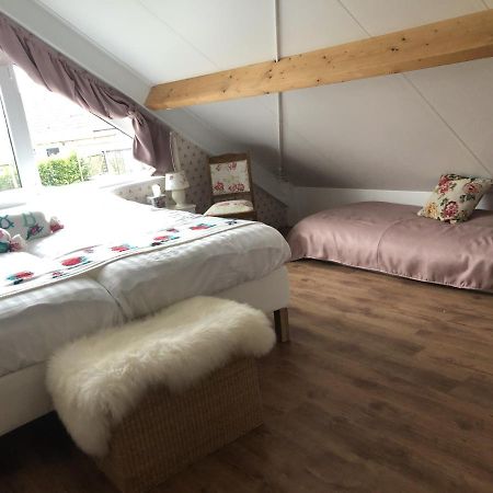 Bed and Breakfast La Vie En Rose Зирикзе Экстерьер фото