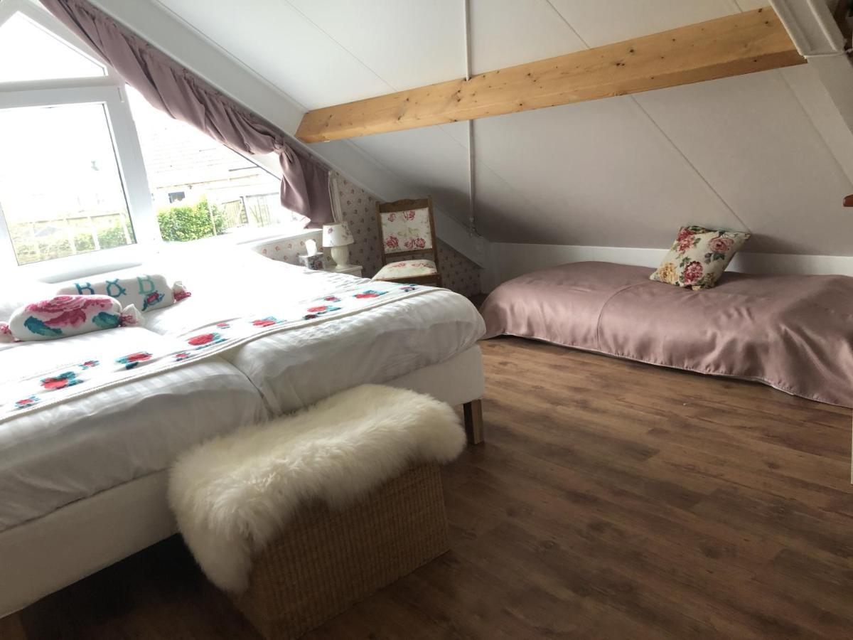 Bed and Breakfast La Vie En Rose Зирикзе Экстерьер фото