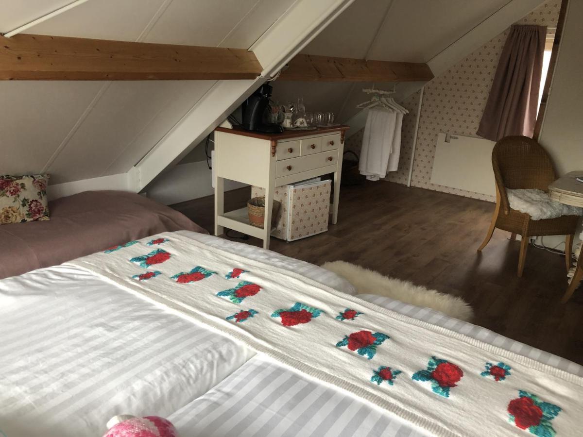 Bed and Breakfast La Vie En Rose Зирикзе Экстерьер фото